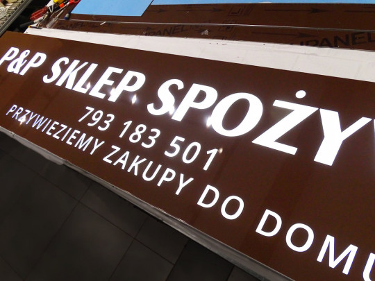 Reklama świetlna na...